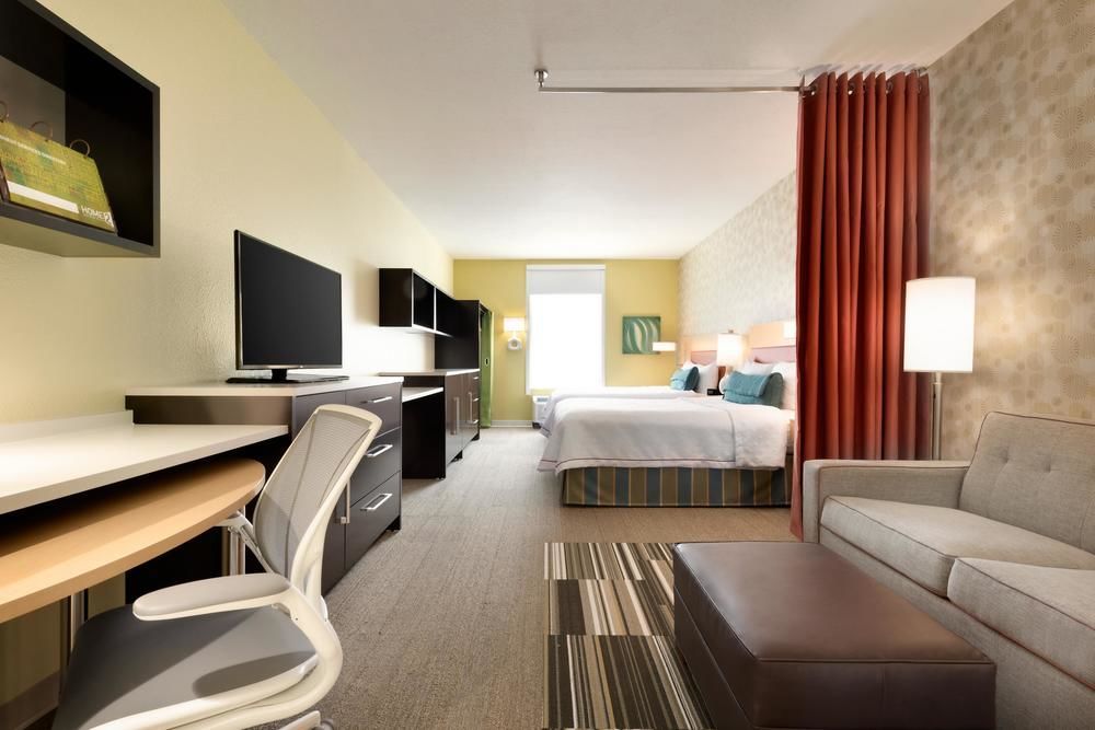 Wyndham Independence Hotel Bagian luar foto