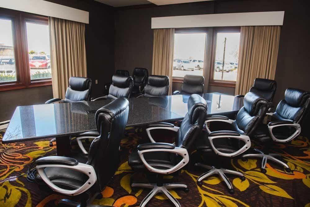 Wyndham Independence Hotel Bagian luar foto